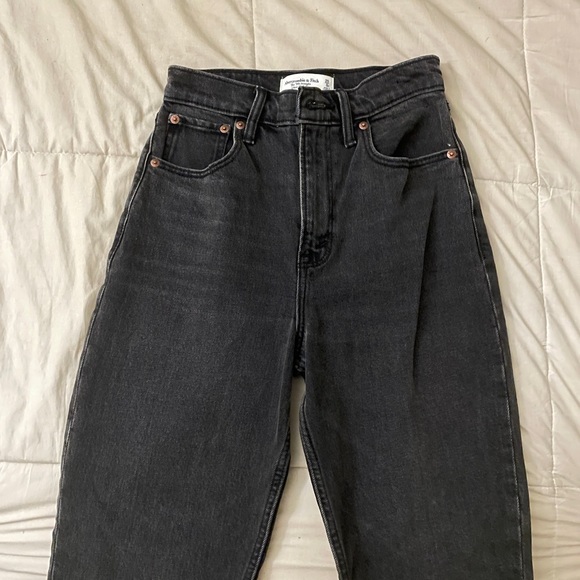 Curve love ultra high rise straight leg jeans - Picture 3 of 4